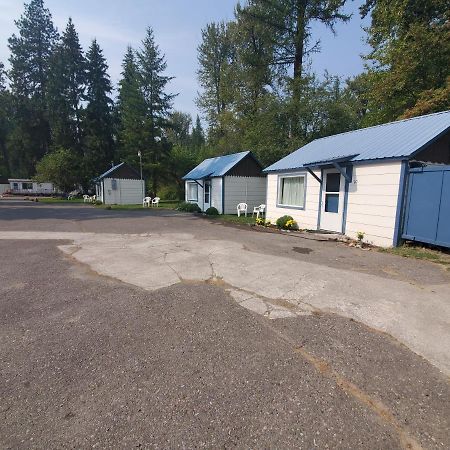 Little River Motel Saint Regis St. Regis Exterior foto