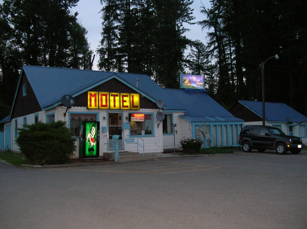 Little River Motel Saint Regis St. Regis Exterior foto